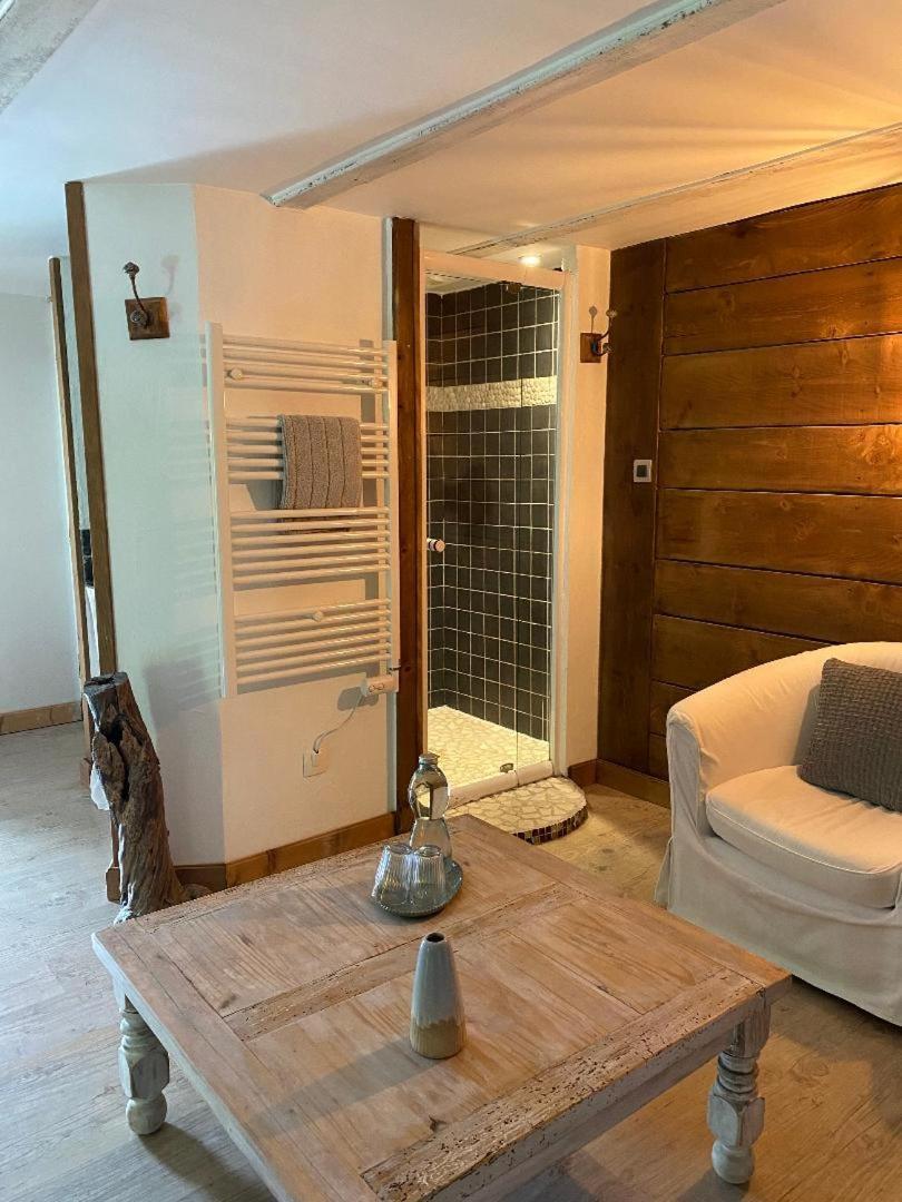 Argentine La Perle De La Lauziere, Chambres D Hotes מראה חיצוני תמונה